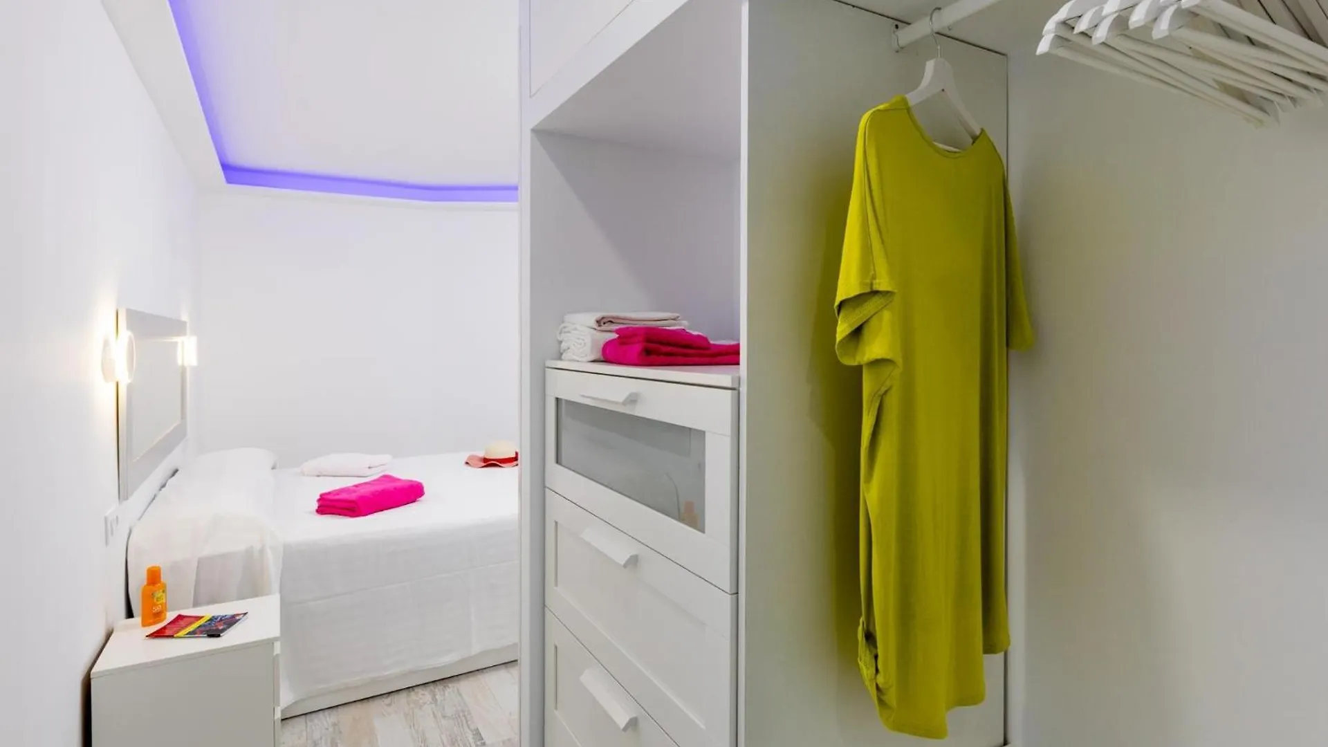 3D. Brand New Flat In Playa Las Americas بلايا ذي لاس أميريكاس 0*,  إسبانيا