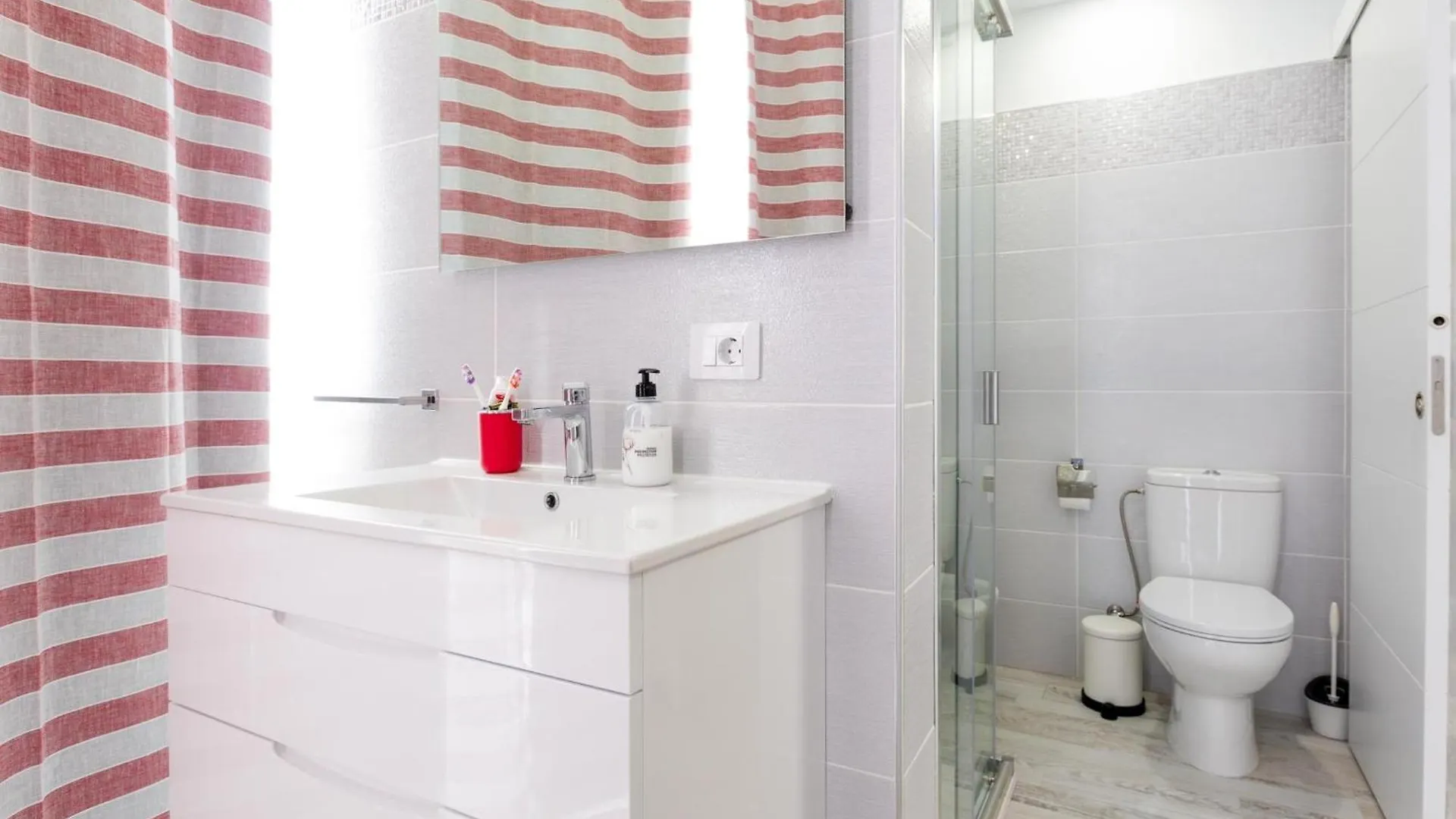 شقة 3D. Brand New Flat In Playa Las Americas بلايا ذي لاس أميريكاس إسبانيا